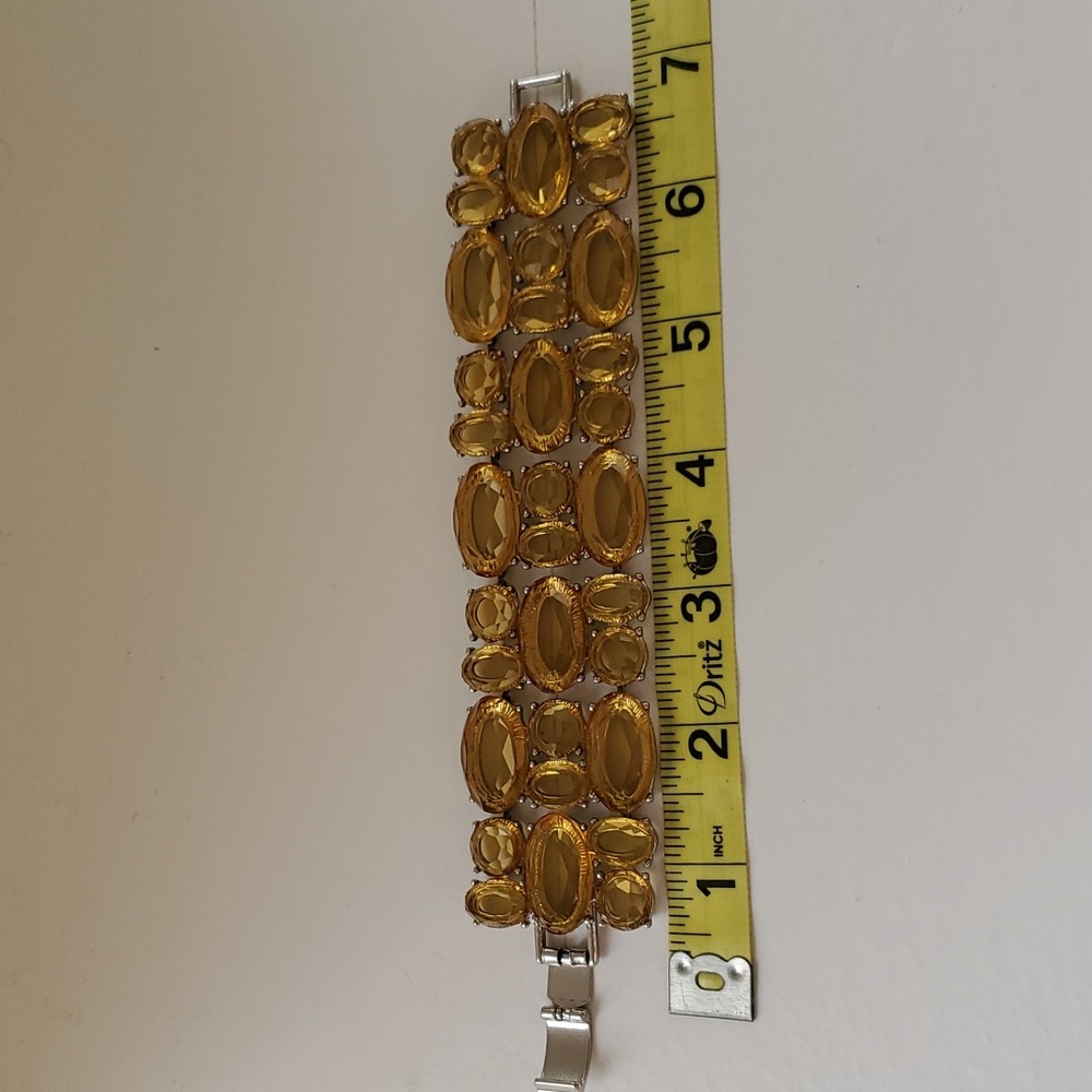 🩷 Yellow Rhinestone Statement Bracelet - Picture 4 of 4
